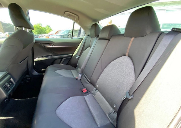 Toyota Camry cena 99850 przebieg: 159103, rok produkcji 2019 z Gołdap małe 379
